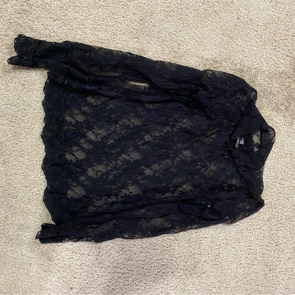 Forever 21 mock turtle neck in black see through lace - Picture 4 of 5